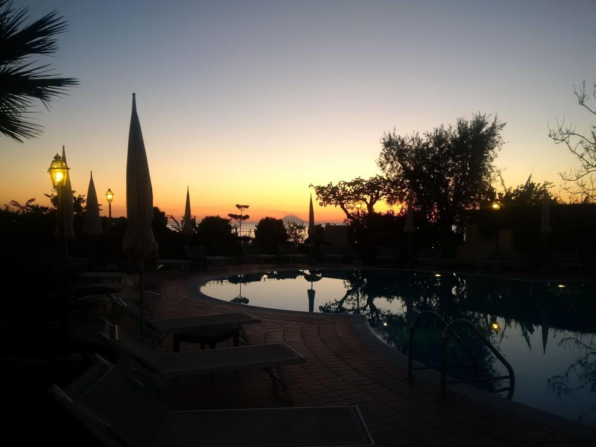 Hotel Tirreno بارغيليا المظهر الخارجي الصورة