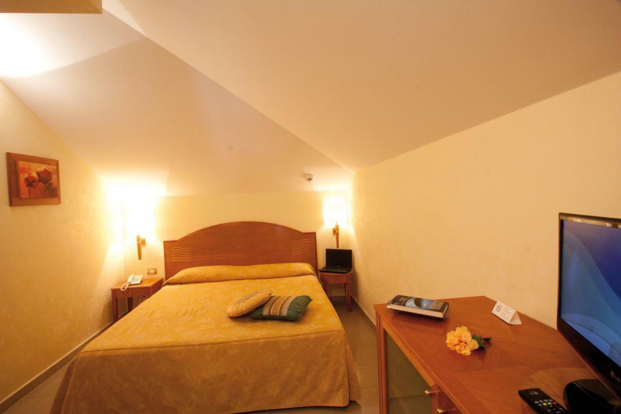 Hotel Tirreno بارغيليا المظهر الخارجي الصورة